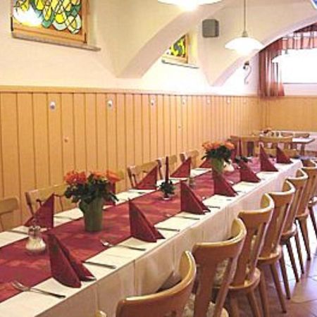 Pension & Gasthof Erbgericht Hoehenlage 850M حصن مارينبيرغ المظهر الخارجي الصورة